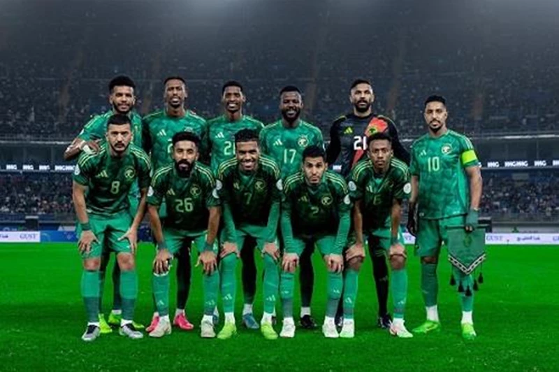 قائمة المنتخب السعودي: 25 لاعبًا يُمثلون الوطن في الكأس الذهبية